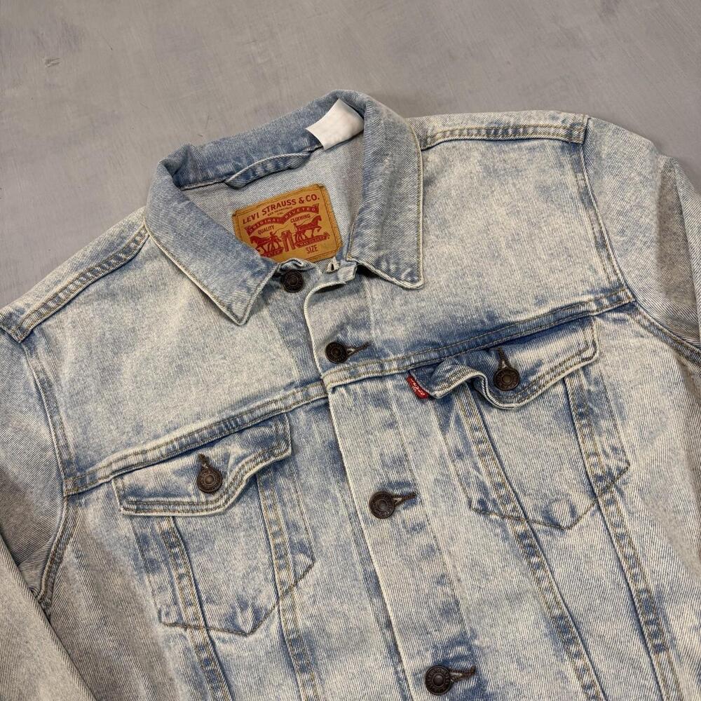 Levi's Men's Trucker Jacket denim trucker jacket 90s Blue Size M - Picture 2 of 5